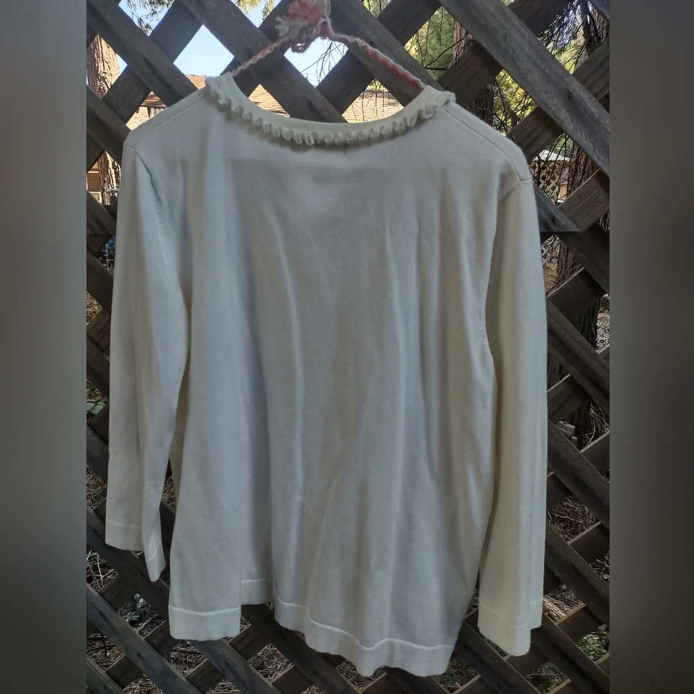 White Button-Up Cardigan Gold Buttons Grandmacore - Picture 7 of 11